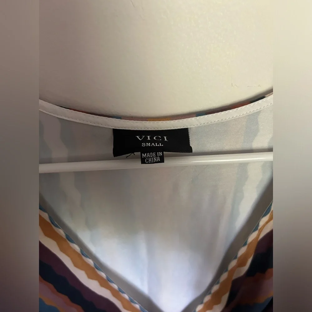 small multi color vici dress! - Picture 3 of 3